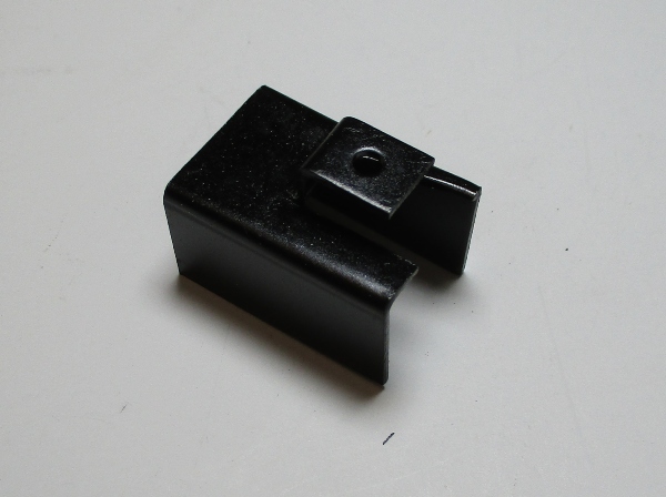 BRACKET / 8.4V BATTERY / STAMPED / PREMIER CLIMAX