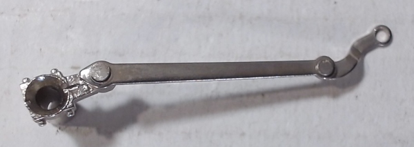 ECCENTRIC ROD ASSEMBLY / LH / NICKEL / RAILKING MOHAWK L-3 4-8-2 