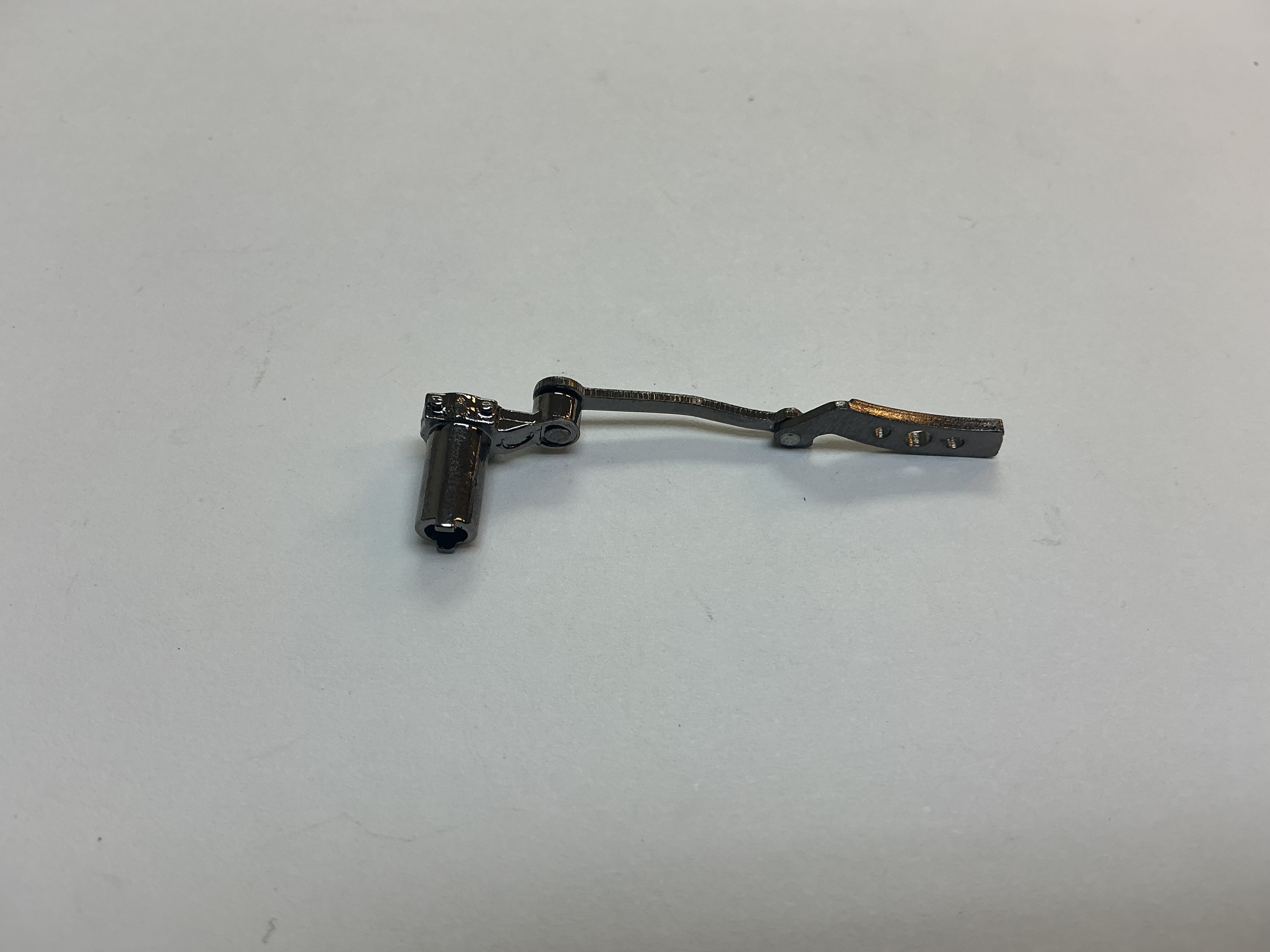 ECCENTRIC ROD ASSEMBLY / LH / SATIN SILVER / PREMIER A-5 SWITCHER 0-4-0 