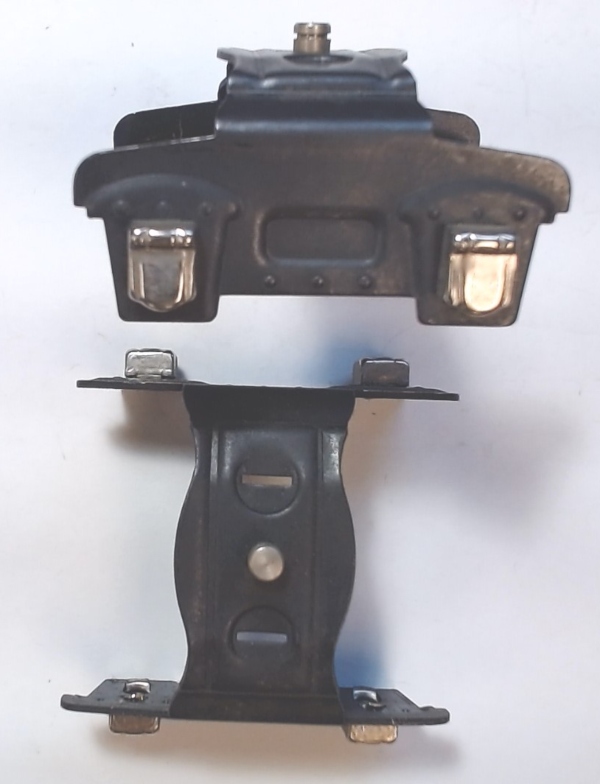 TRUCK FRAME ONLY / NO WHEELS / NO PICK UP / BLACK W/NICKEL JOURNALS / O GAUGE TINPLATE