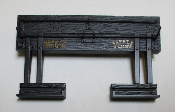 BEAM /  LOCOMOTIVE & TENDER / W/FOOTBOARDS / BLACK / W/SAFETY FIRST / PREMIER 3-TRUCK & 4-TRUCK SHAY