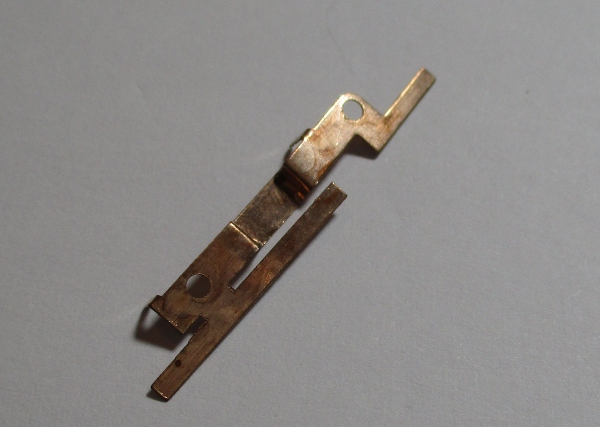 PICK UP / AXLE CONTACT / TENDER TRUCK / LH SIDE / HO SCALE N&W J CLASS 4-8-4