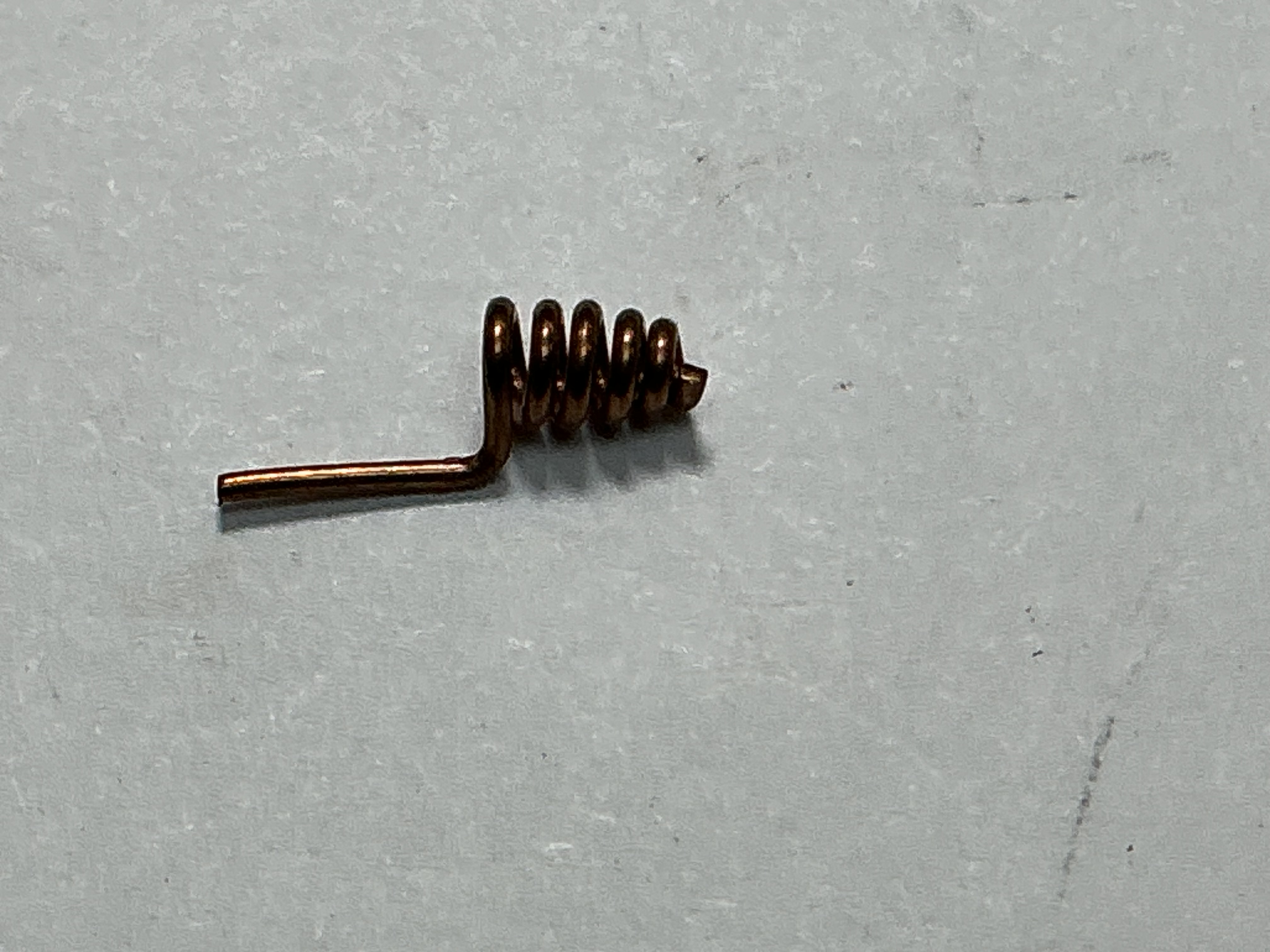 CONTACT SPRING / COPPER / 5.4mm L / W/MALE LEAD / INTERIOR LIGHTING / RAILKING & PREMIER DIESELS