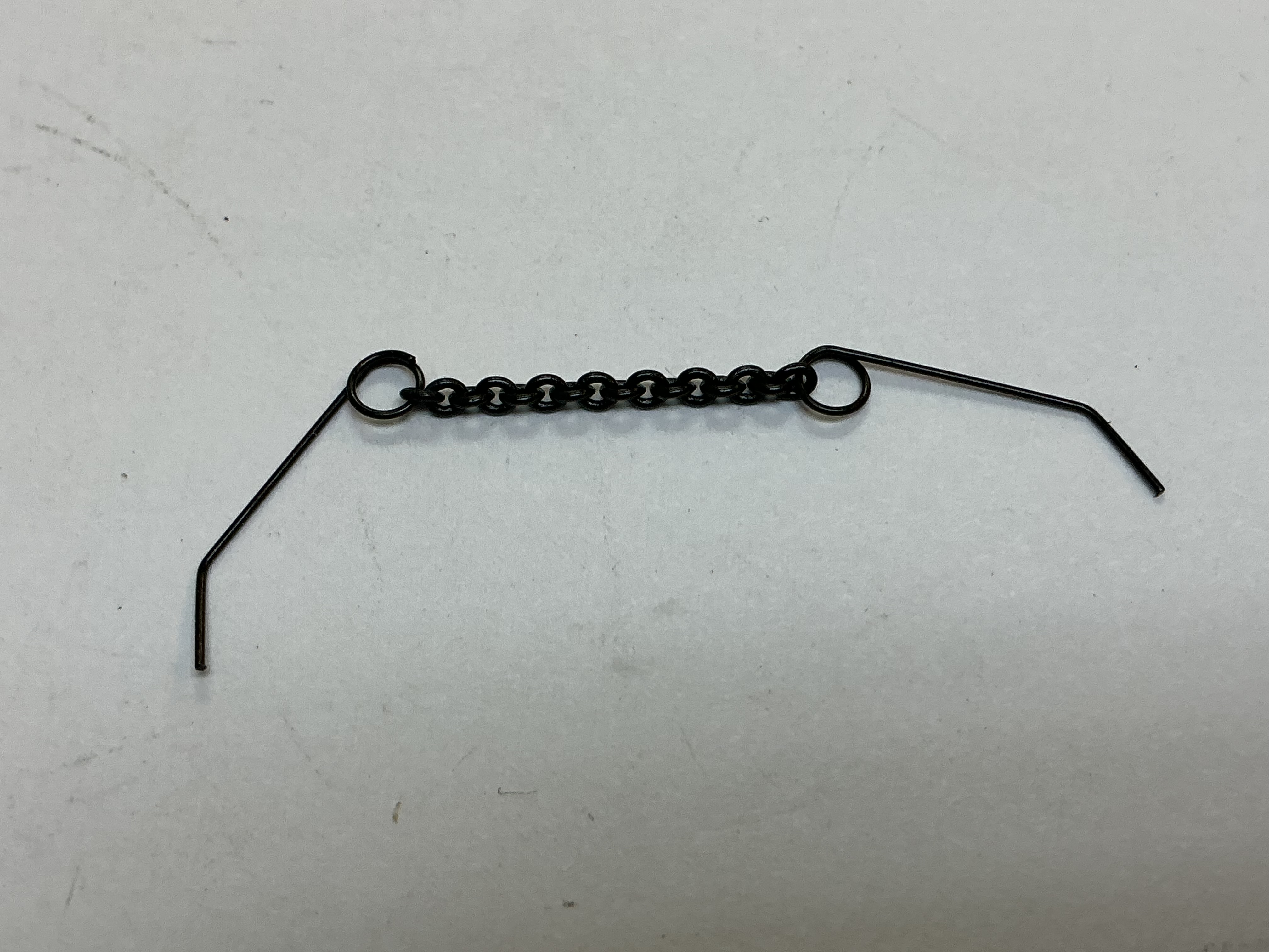 CHAIN / TENDER TRUCK TO FRAME / BLACK / W/2 RETAINERS / 19mm L / PREMIER STEAM LOCOMOTIVES 