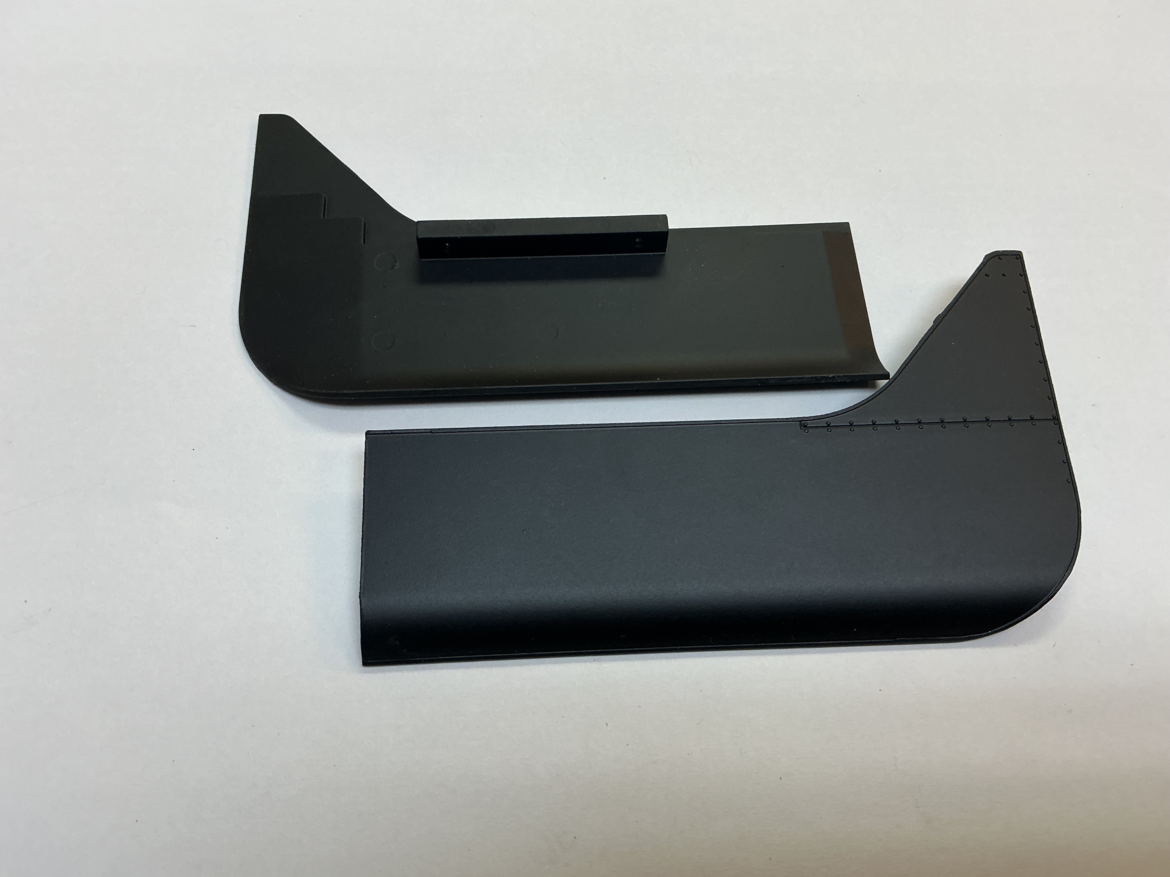 SMOKE DEFLECTOR / LH / BLACK / PREMIER FEF 4-8-4