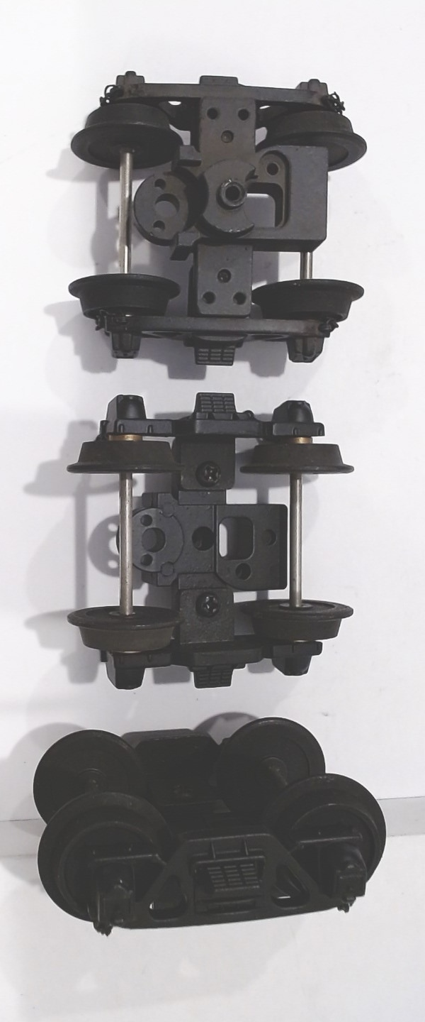 TENDER TRUCK / 4-WHEEL / BLACK / REAR / VERSION D / W/CHAINS / PREMIER HEAVY PACIFIC 4-6-2 
