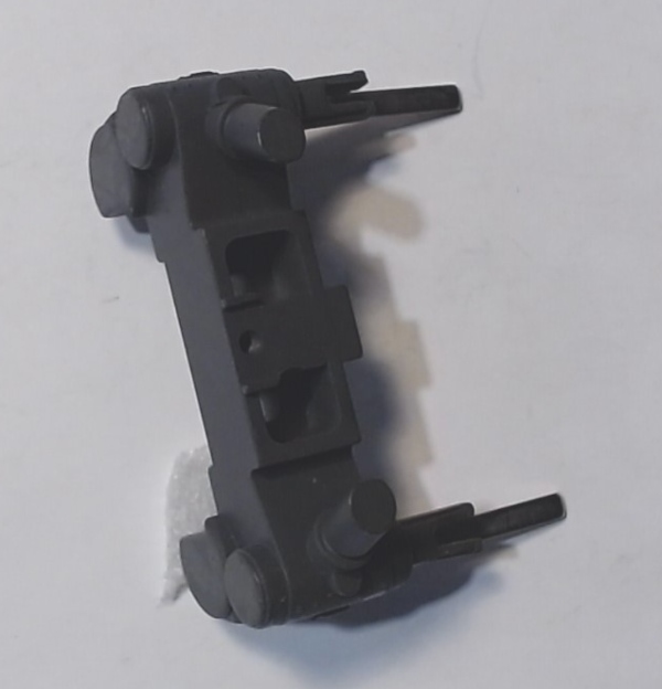 STEAM CHEST / W/CROSSHEAD GUIDES / DARK GRAY / RAILKING DREYFUS HUDSON 4-6-4 