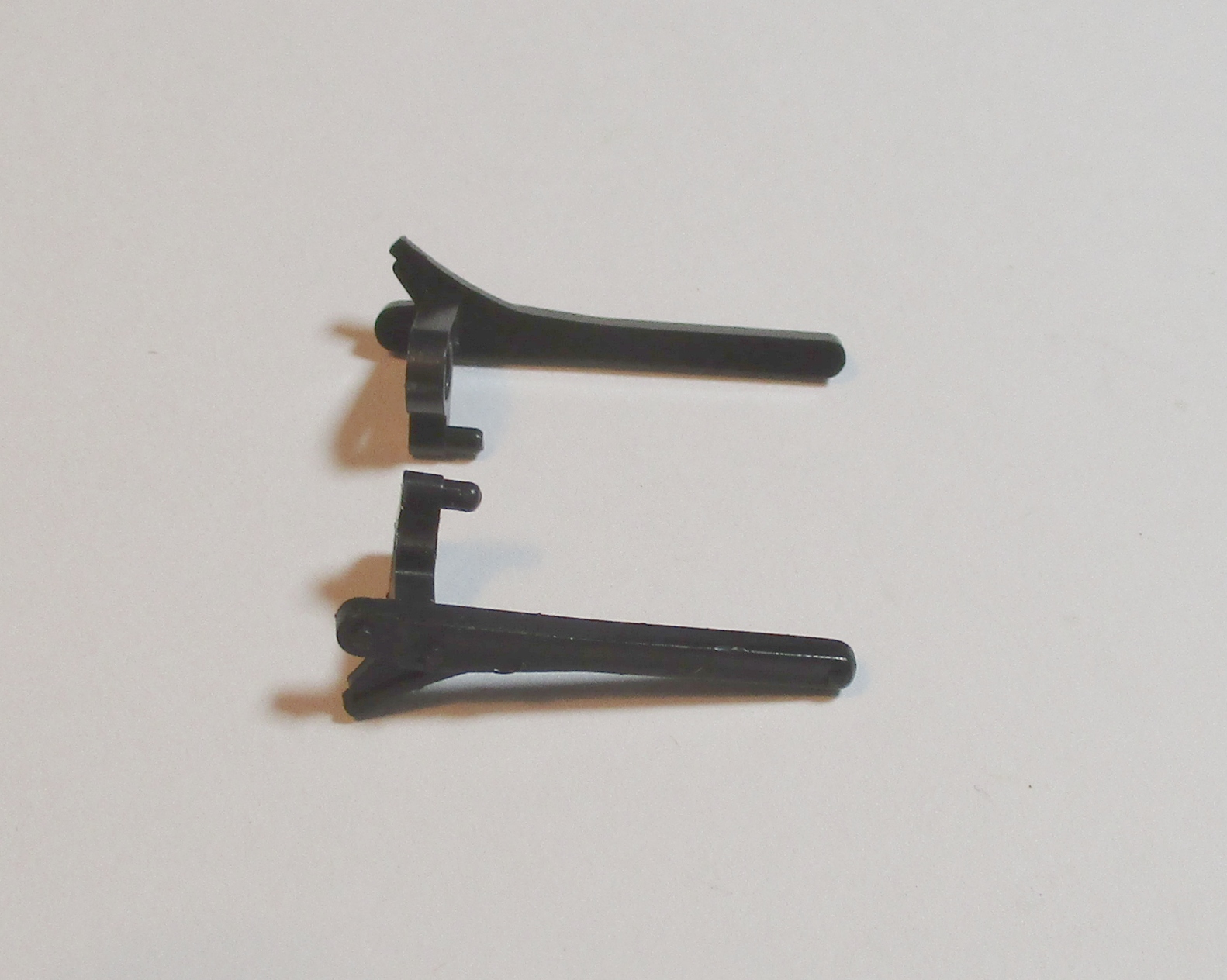 BRAKE SHOE / LONG / RH / FIRST 5 DRIVERS / PREMIER 3-CYLINDER 4-12-2