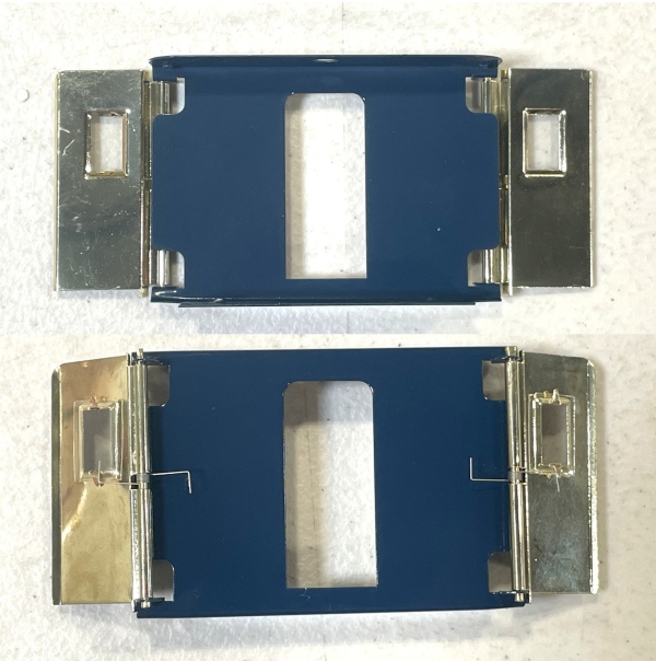 DOOR / DOORS WITH INTERIOR WALL / BLUE & CHROME / TINPLATE STANDARD GAUGE A/F 4300 SERIES PASSENGER CAR