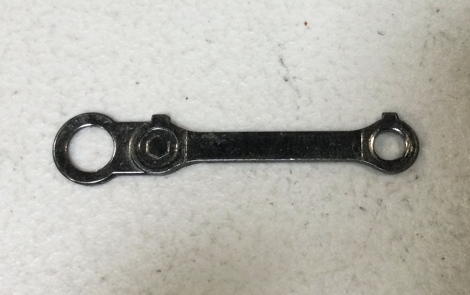SIDE ROD / BLACKENED / LH / 3RD & 4TH DRIVER / ALL ENGINES / RAILKING ONE GAUGE TRIPLEX