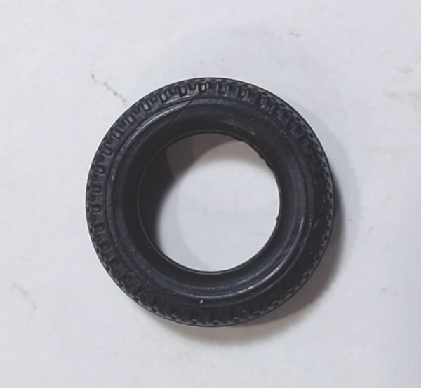 RUBBER TIRE / BLACK / FOR RAILKING TRAILERS