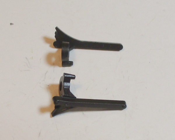 BRAKE SHOE / LH / FRONT 3 DRIVERS / DIE-CAST / 2-RAIL / BLACK / PREMIER GREENBRIER 4-8-4