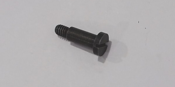 SHOULDER SCREW /  (SHLDR LENGTH 0.4in) / 8-32 x 0.61in L x 0.19in D 