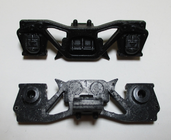 SIDE FRAME / 2-AXLE / TENDER / RH & LH / W/O CHAINS / BLACK / PREMIER K-4s 4-6-2 & G-5 4-6-0