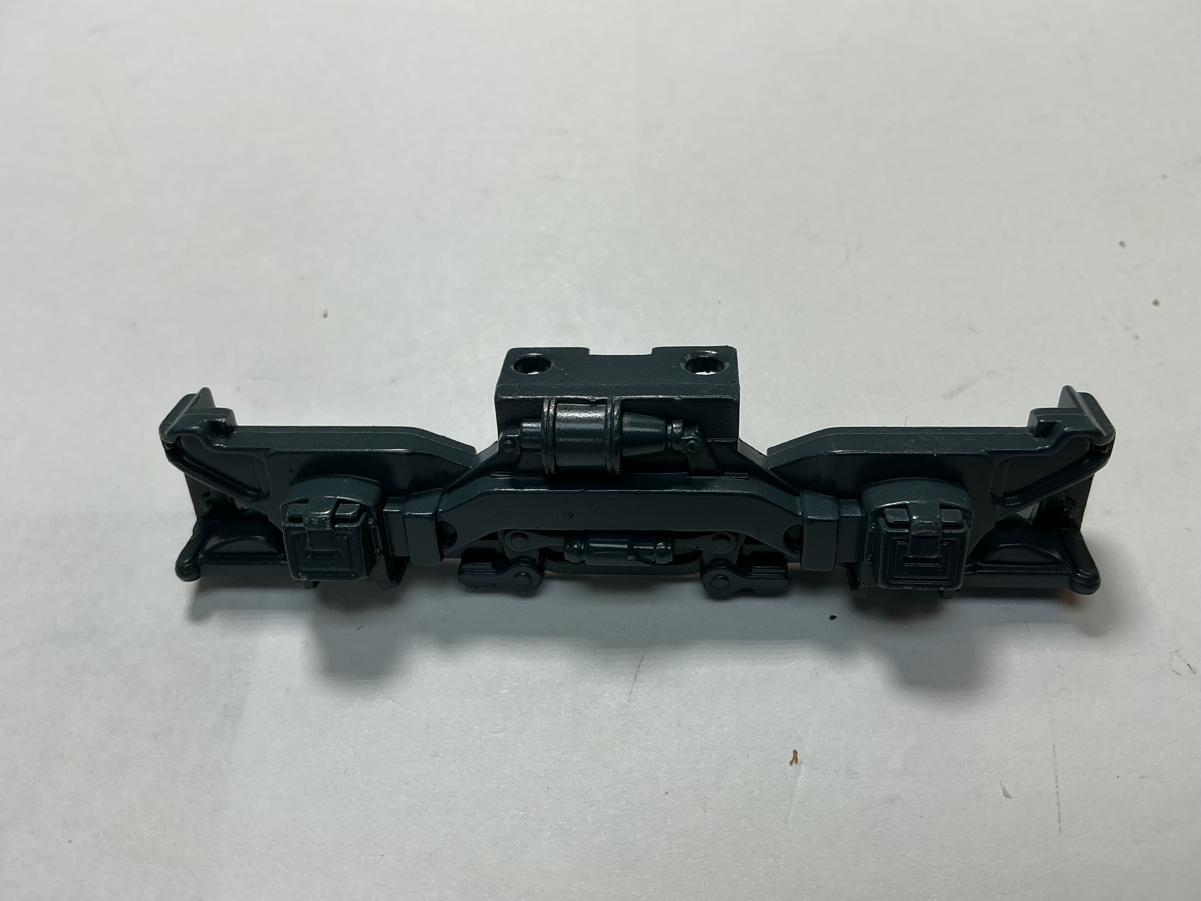 SIDE FRAME / 2-AXLE / GRAY / LF & RR / W/MOLDED DETAILS / PREMIER ALCO S-2
