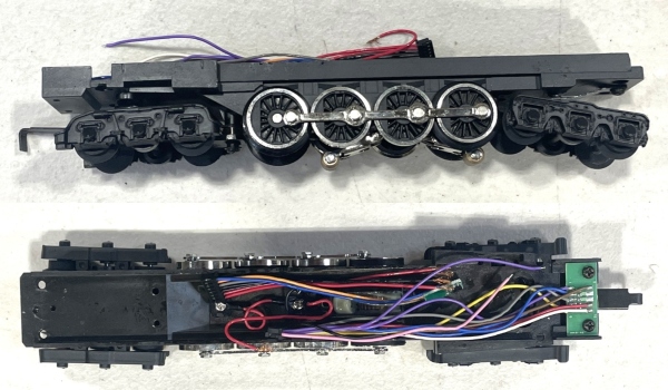 DRIVE BLOCK / 4-AXLE / WITH LEADING & TRAILING TRUCKS / USE MOTORS W/MS004-M21 WORM / USE MOTOR MOUNT BI-0000034 / BANTAM STEAM TURBINE