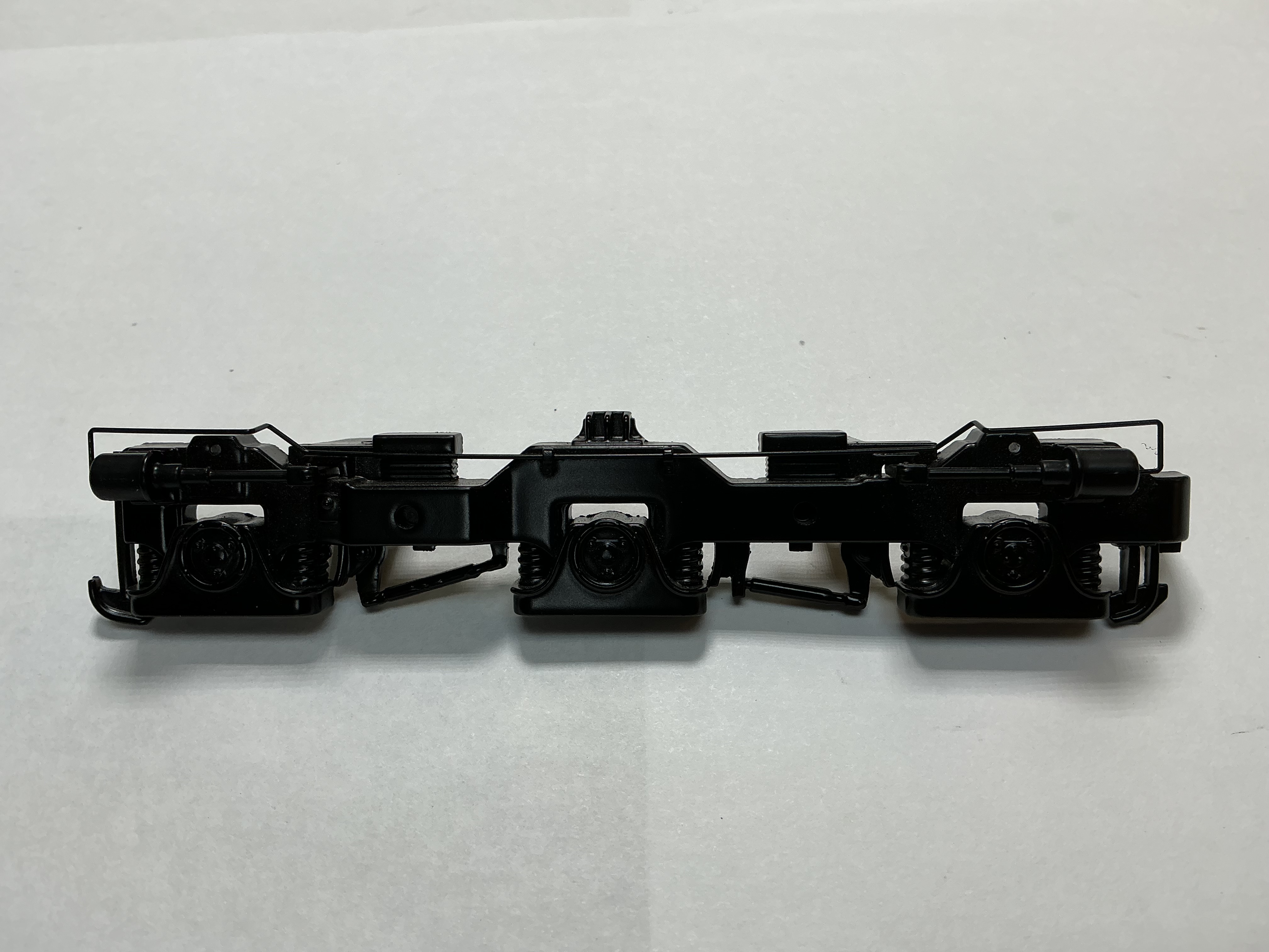 SIDE FRAME / 3-AXLE / LF OR RR / BLACK / W/BRAKE LINE & SEPARATE AIR CYLINDERS / PREMIER AC4400CW