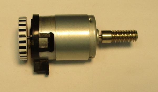 DC MOTOR / RS385PH / MD107-M36 / F/W 27mm D x 5mm THICK / WORM LENGTH 27.05mm TO 27.2mm / STRIPED / PS 2 BKT