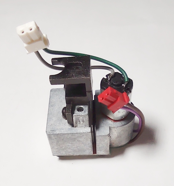 SMOKE UNIT / PS 2 & 3 / W/MOUNTING BRACKET / 25mm W x 36mm L / BRASS CUP 3.5mm H / PREMIER ROYAL HUDSON 4-6-4 / PREMIER G-5 4-6-0