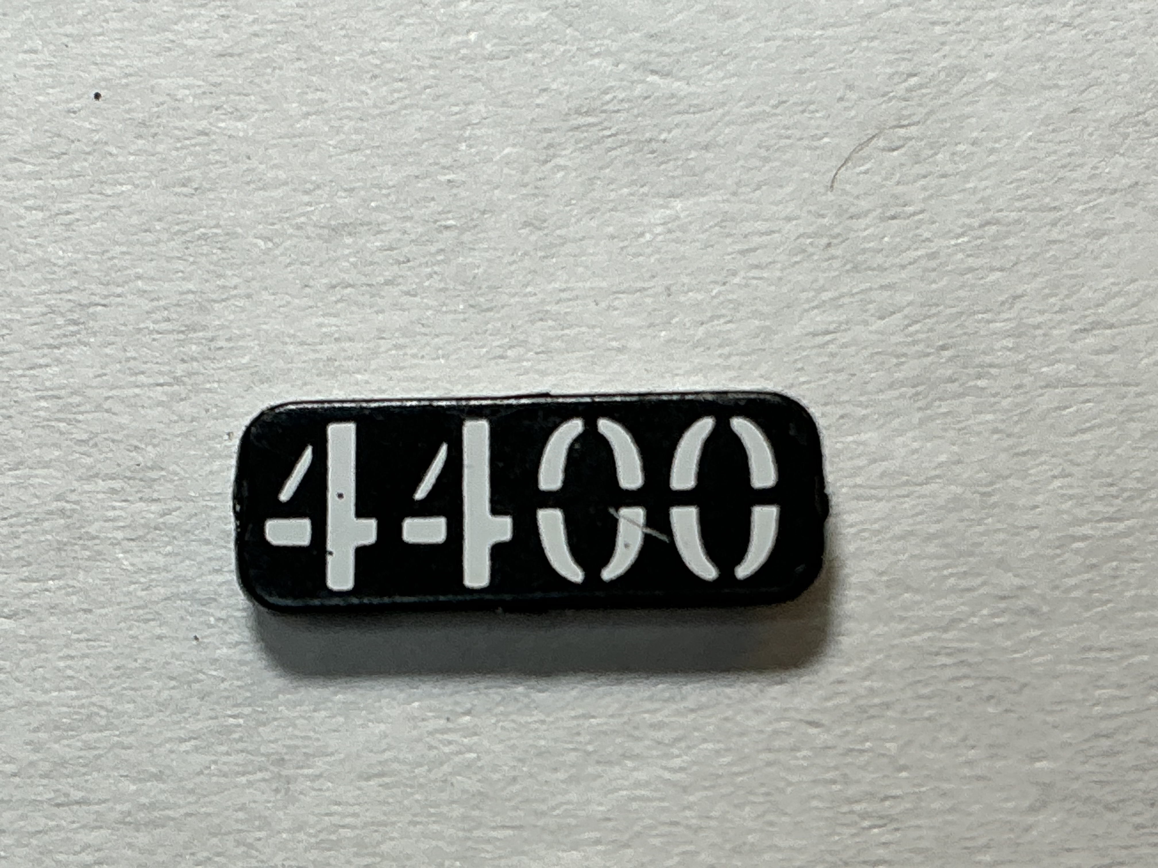 NUMBER BOARD / RH OR LH / FRONT OR REAR / #4400 / PREMIER GP-40