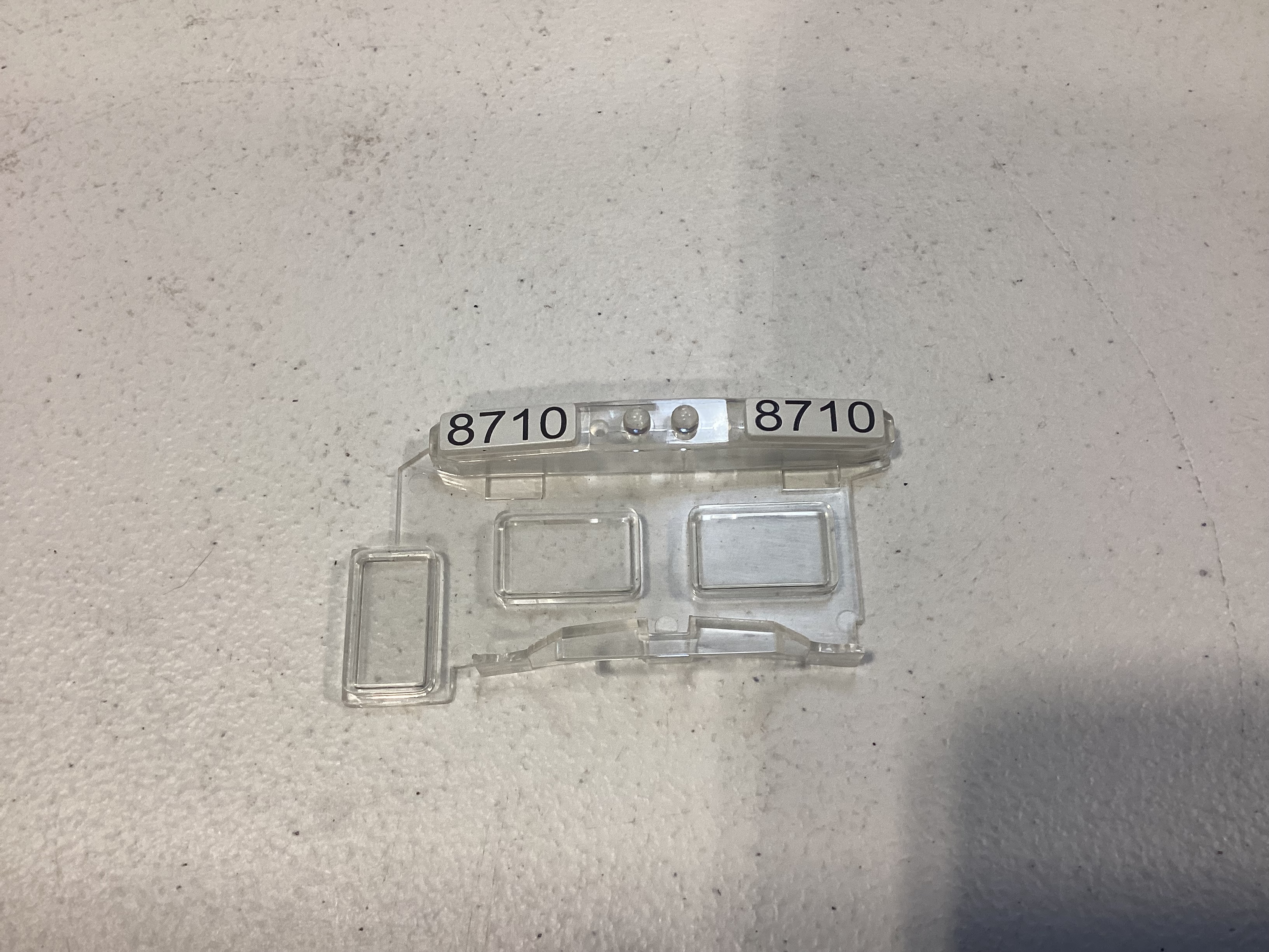 NUMBER BOARD / & WINDSHIELD INSERT / #8710 / NARROW NOSE /RAILKING ONE GAUGE DASH-8