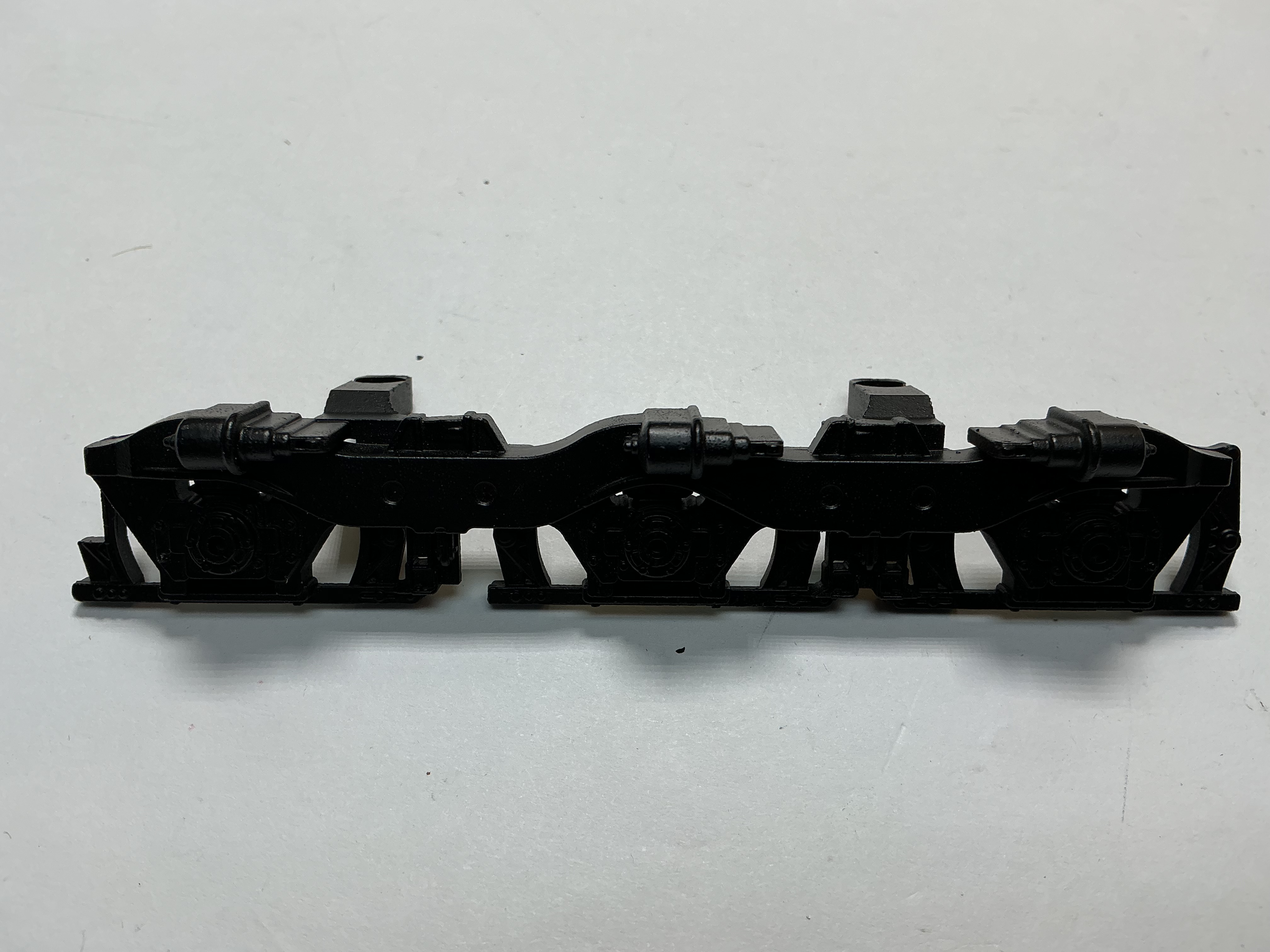 SIDE FRAME / 3-AXLE / LF & RR / BLACK / TOP MOUNT / PREMIER SD24