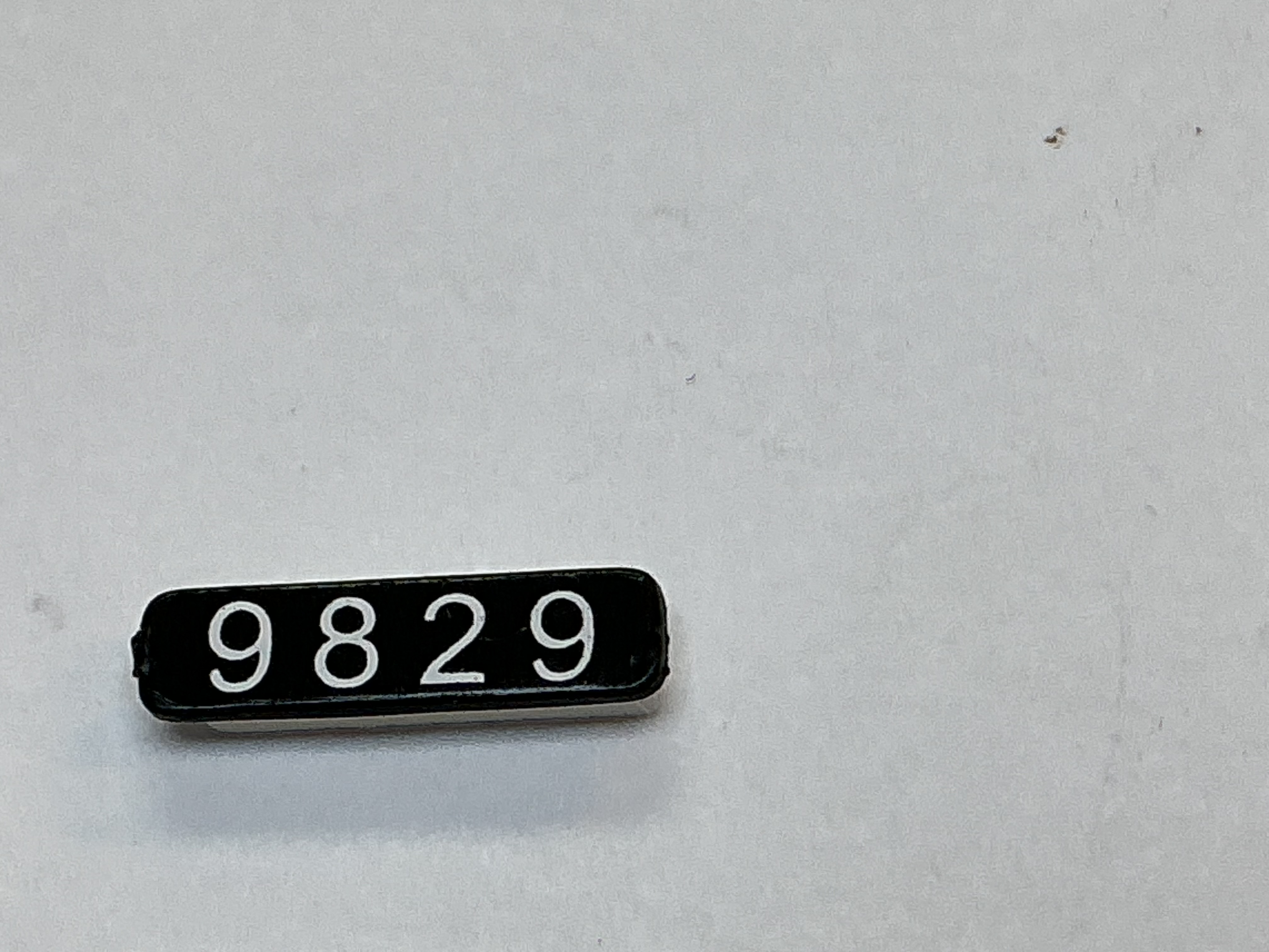 NUMBER BOARD / FRONT & REAR / LH OR RH / #9829 / PREMIER DASH-9
