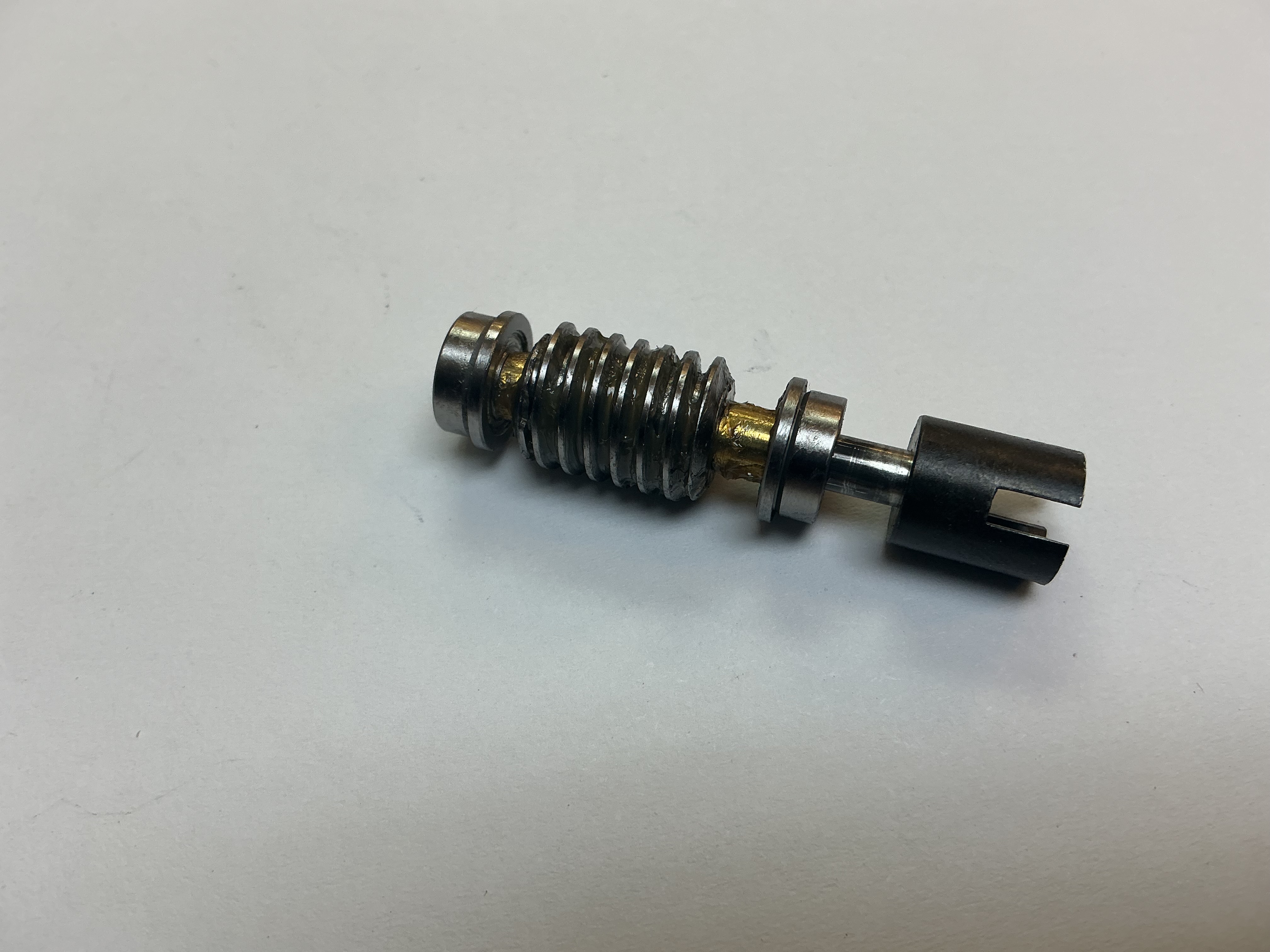 WORM GEAR / W/BEARINGS / W/DOG BONE COUPLING / 44.5mm L / PREMIER A-5 SWITCHER 0-4-0