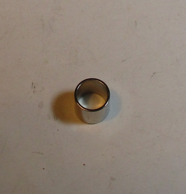 ECCENTRIC SLEEVE / NICKEL / 6.4mm O.D. x 5.30mm I.D. x 6.31mm H 