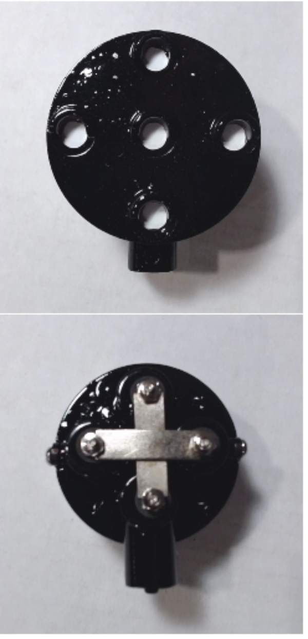 SIGNAL HEAD / BLACK / 5 LIGHT / TINPLATE STANDARD GAUGE 440 SIGNAL BRIDGE
