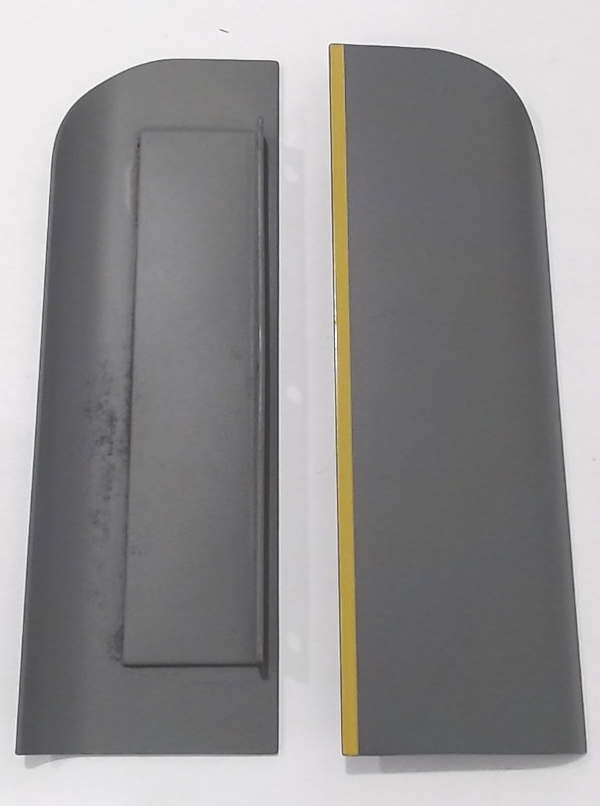 SMOKE DEFLECTOR / LH / GRAY W/YELLOW STRIPE / PS 1 / PREMIER CHALLENGER 4-6-6-4 