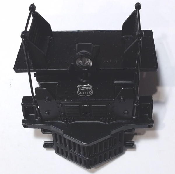 PILOT / COMPLETE / WITH HANDRAILS / CAB # 4010 / RAILKING BIG BOY