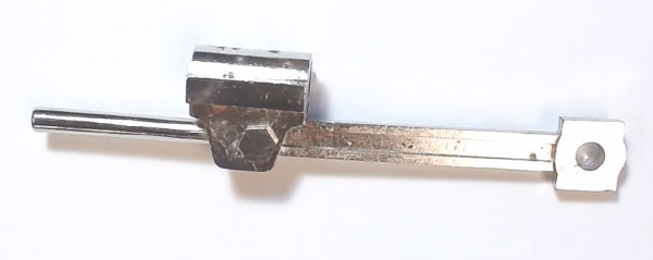MAIN ROD & CROSSHEAD ASSEMBLY / LH / NICKEL / SOME PITTING OF FINISH / TINPLATE STANDARD GAUGE 4696 