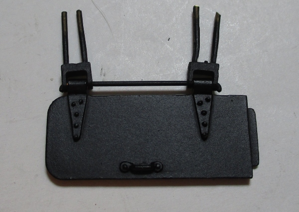 WATER HATCH / LH SIDE ONLY / TENDER DECK / W/HINGES / BLACK / PREMIER GREENBRIER 4-8-4