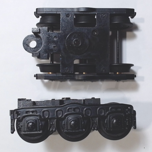 TENDER TRUCK / 6-WHEEL / FRONT & REAR / W/CHAIN PROVISION / W/O COUPLER / BLACK / RAILKING DREYFUS HUDSON 4-6-4