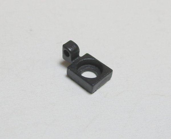 BRACKET / CAB APRON MOUNTING / RH & LH / BRUNSWICK GREEN / SCREW ON STYLE / PREMIER K-4s 4-6-2