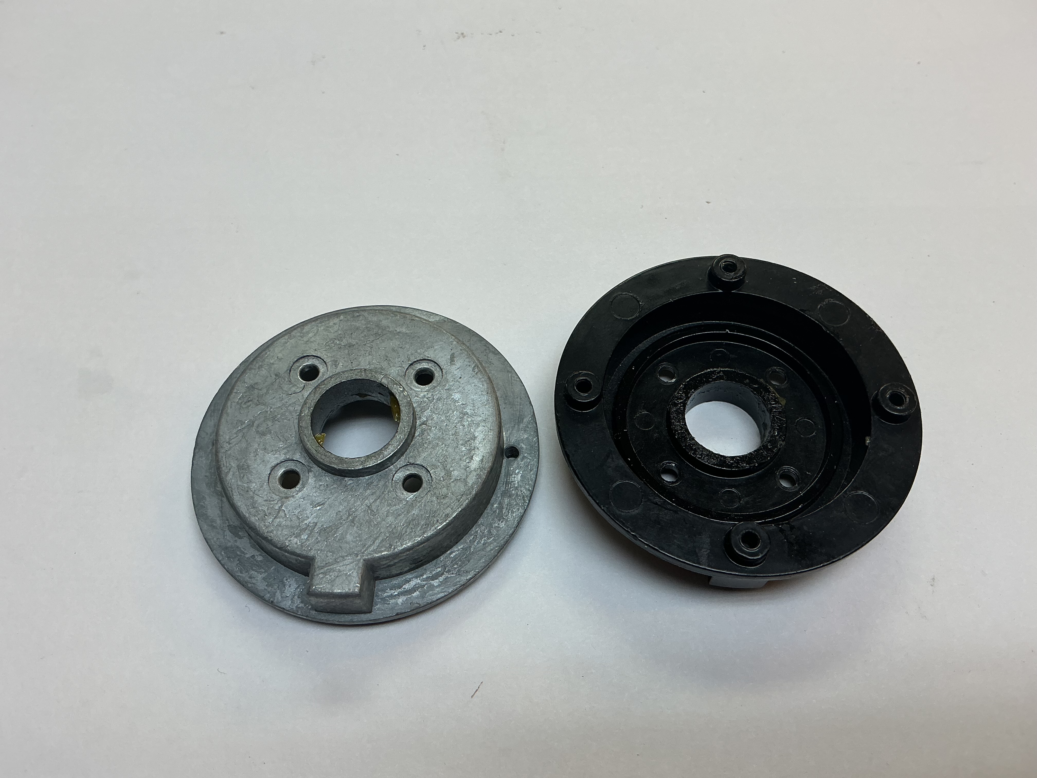 TRUCK MOUNT / DIE-CAST / FRONT OR REAR / RAILKING ONE GAUGE ALCO PA