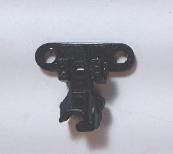 SCALE COUPLER / W/PIVOT HARDWARE / PILOT MOUNT / PREMIER PRR S-1 6-4-4-6