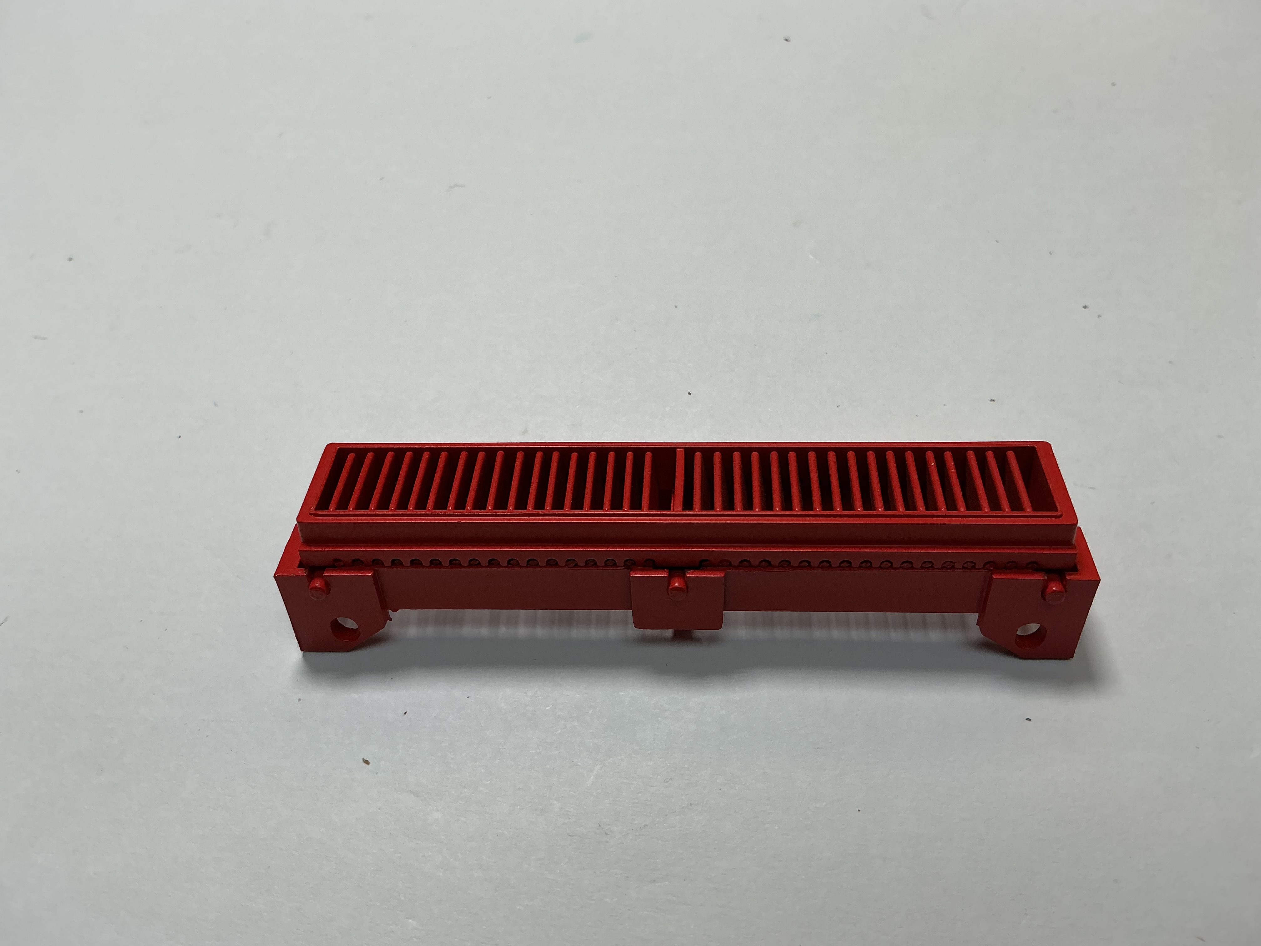 SIDE GRILLE / W/MOVABLE LOUVERS / RED / PREMIER ALCO PA & PB