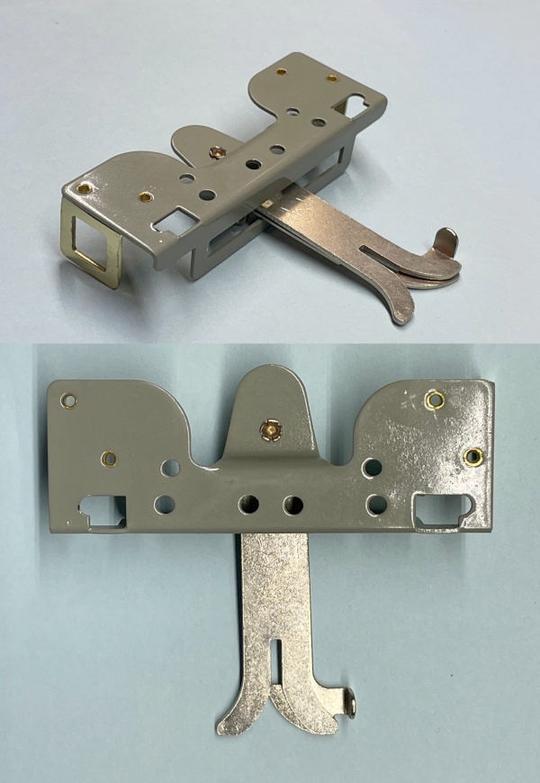 COUPLER RECEIVER / FEMALE / GRAY W/BRASS STEPS / TINPLATE STANDARD GAUGE A/F 4000 SERIES FREIGHT CARS