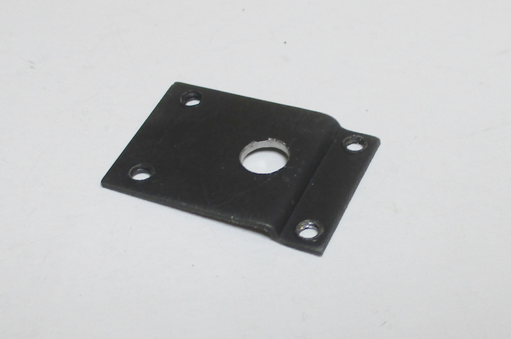 BRACKET / SCALE COUPLER MOUNT / STAMPED / PREMIER K-4s 4-6-2 / STREAMLINED