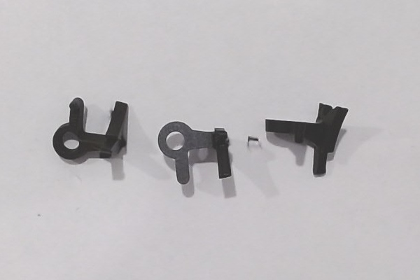 BRAKE SHOE / RH REAR / DIE-CAST / BLACK / 11.35mm L / PS 1 / PREMIER CLASS A 2-6-6-4