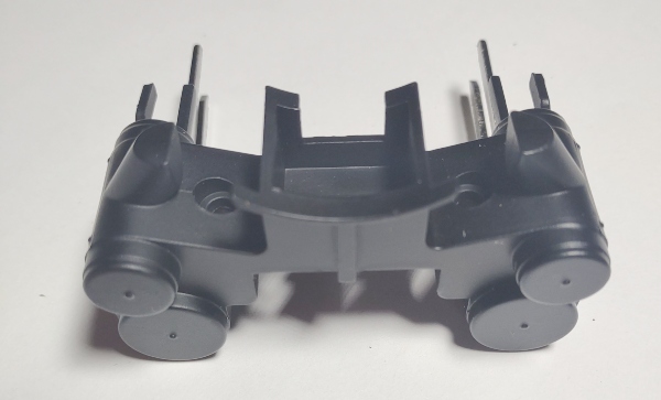 STEAM CHEST / W/BLACKENED CROSSHEAD GUIIDES / BLACK / PREMIER 0-8-0 