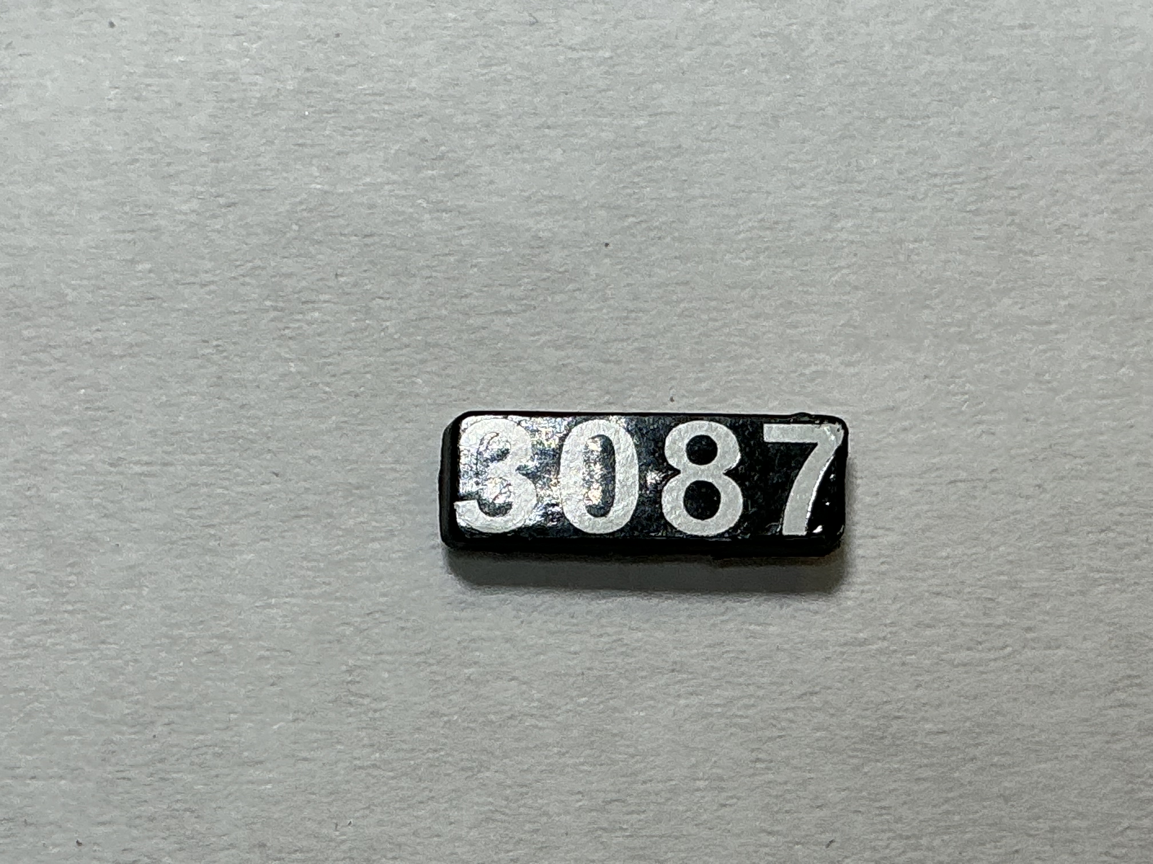 NUMBER BOARD / RH OR LH / FRONT OR REAR / #3087 / PREMIER GP-40