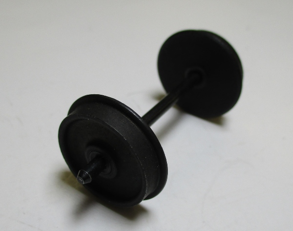 WHEEL & AXLE ASSEMBLY / 2-RAIL / TENDER TRUCK / 20.9mm DIAM / PREMIER N&W J 4-8-4