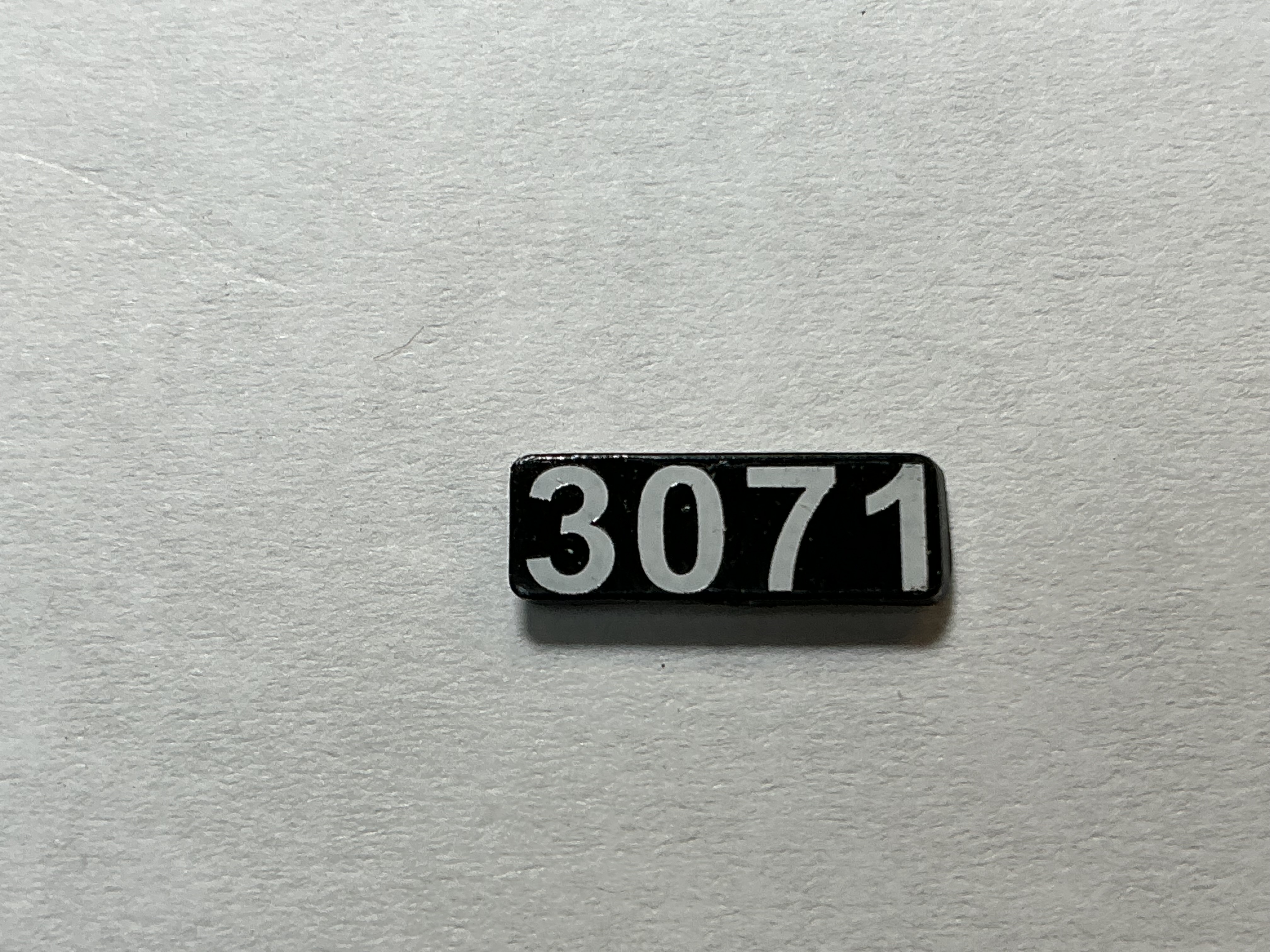 NUMBER BOARD / RH OR LH / FRONT OR REAR / #3071 / PREMIER GP-40