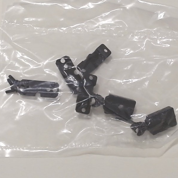 COUPLER / HO SCALE / MCHENRY / PAIR / W/SHIM, SCREWS  & MOUNTING BRACKET / HO SCALE GP-35