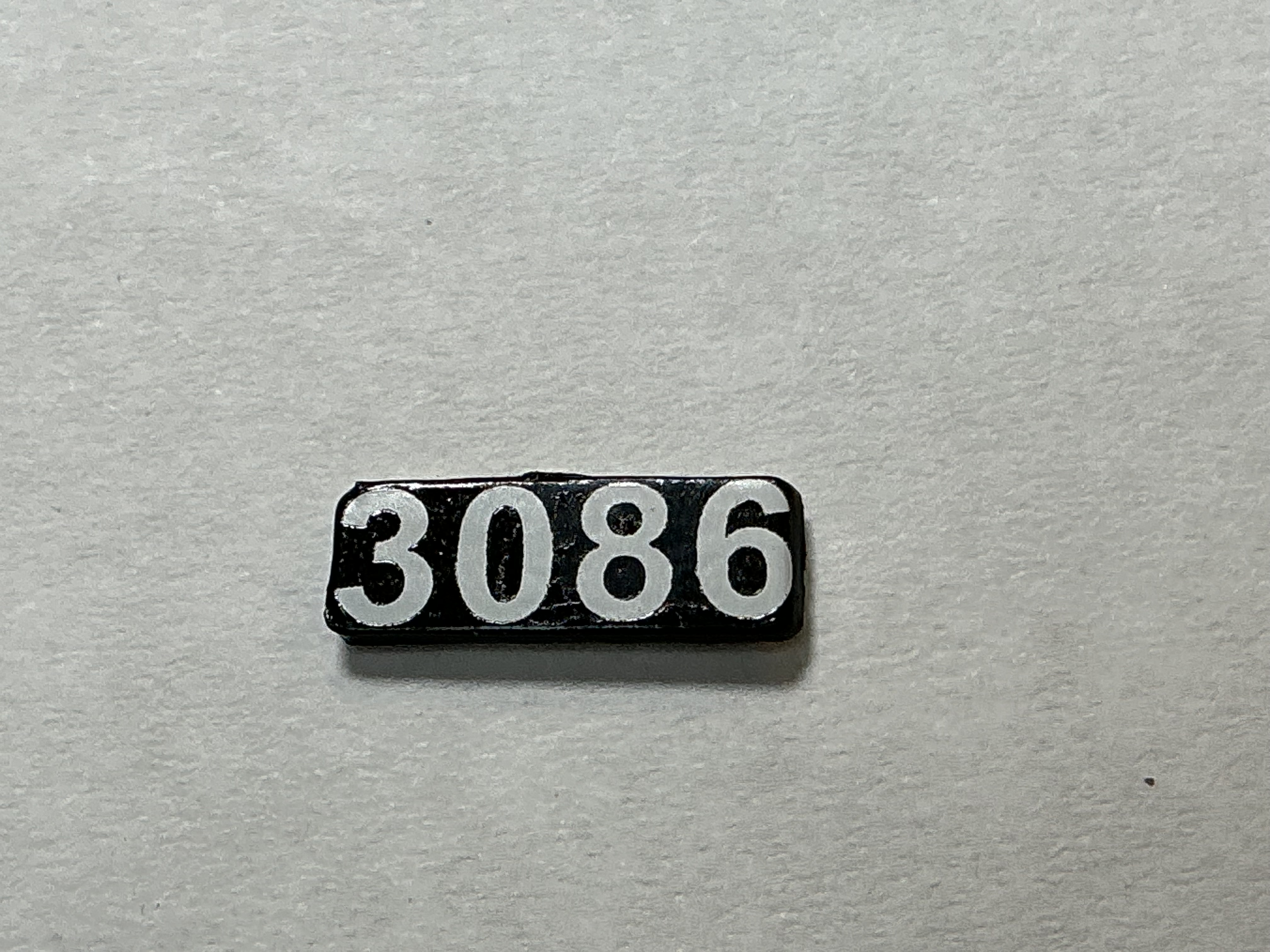 NUMBER BOARD / RH OR LH / FRONT OR REAR / #3086 / PREMIER GP-40