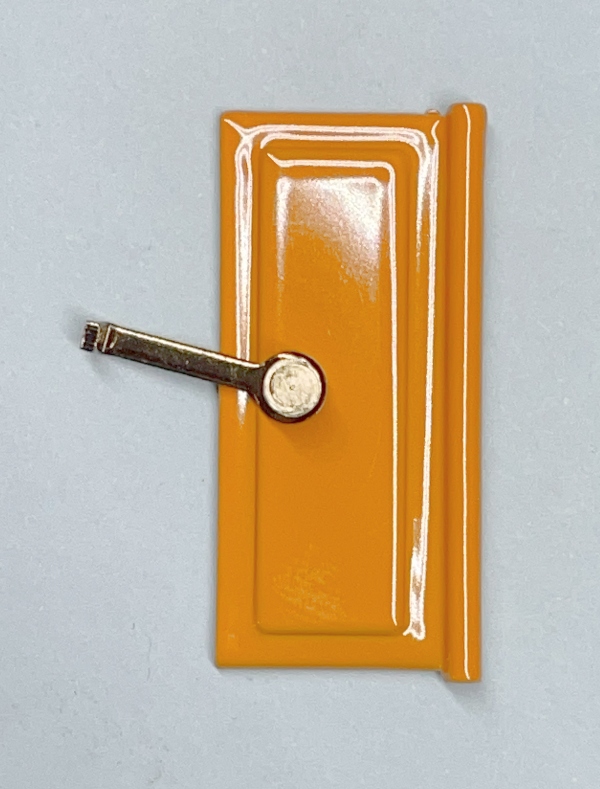DOOR / RIGHT / MEDIUM ORANGE W/BRASS HANDLE / TINPLATE STANDARD GAUGE 214R