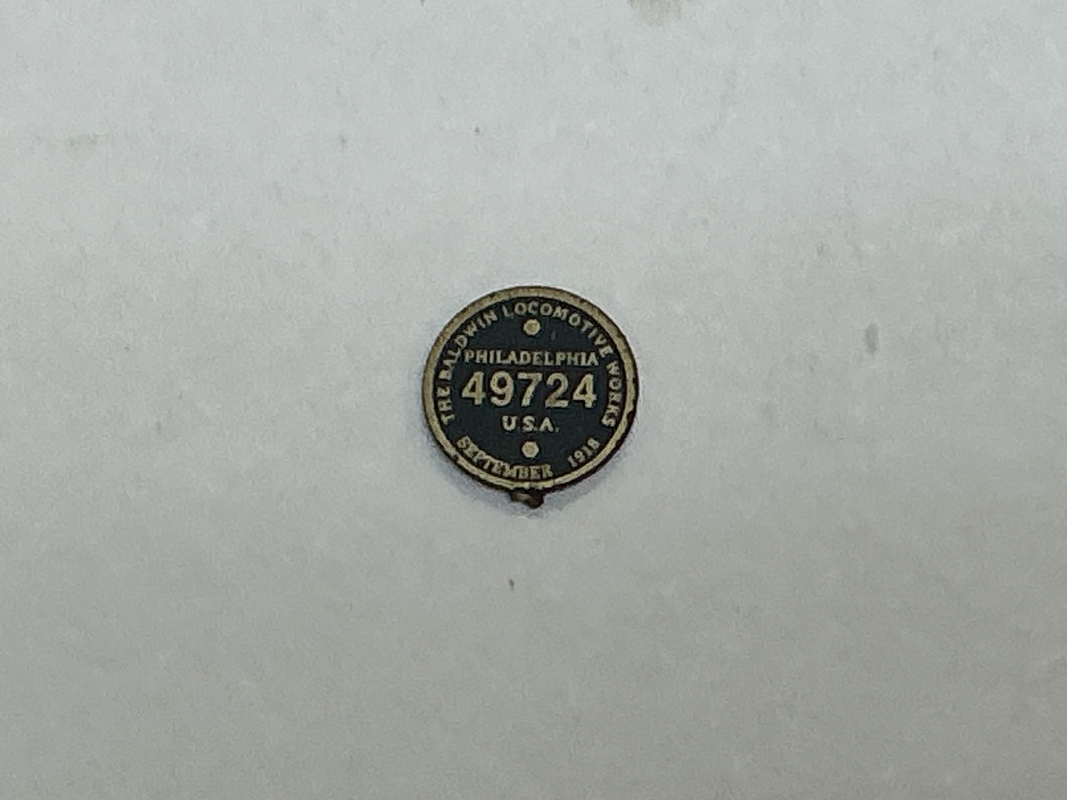 BUILDER PLATE / ROUND / BALDWIN / PREMIER LIGHT MIKADO 2-8-2